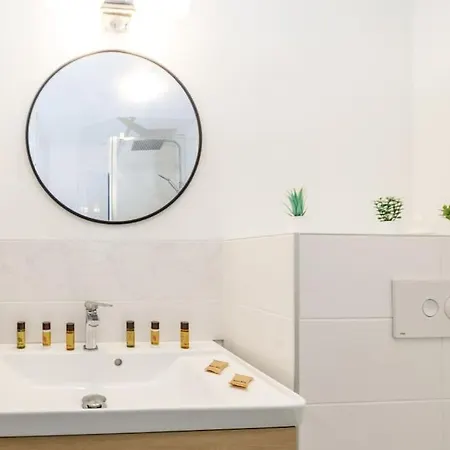 아파트 T2 Cozy Proche Du Centre Avec Canape Lit - 51blatin