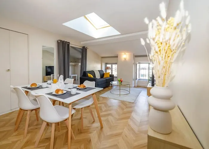 Appartement T2 Cozy Proche Du Centre Avec Canapé Lit - 51blatin *