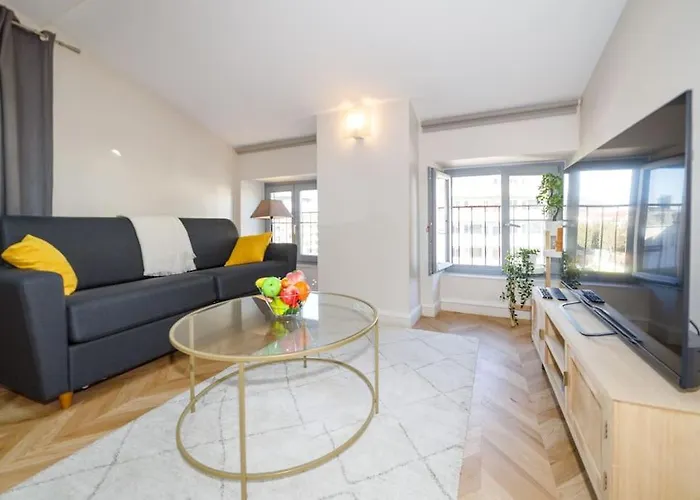 T2 Cozy Proche Du Centre Avec Canape Lit - 51blatin